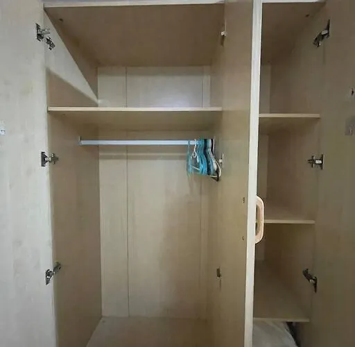 Soho Condotel Near Edsa Shaw Mrt Sm Megamall Free Pool Apartment Manila